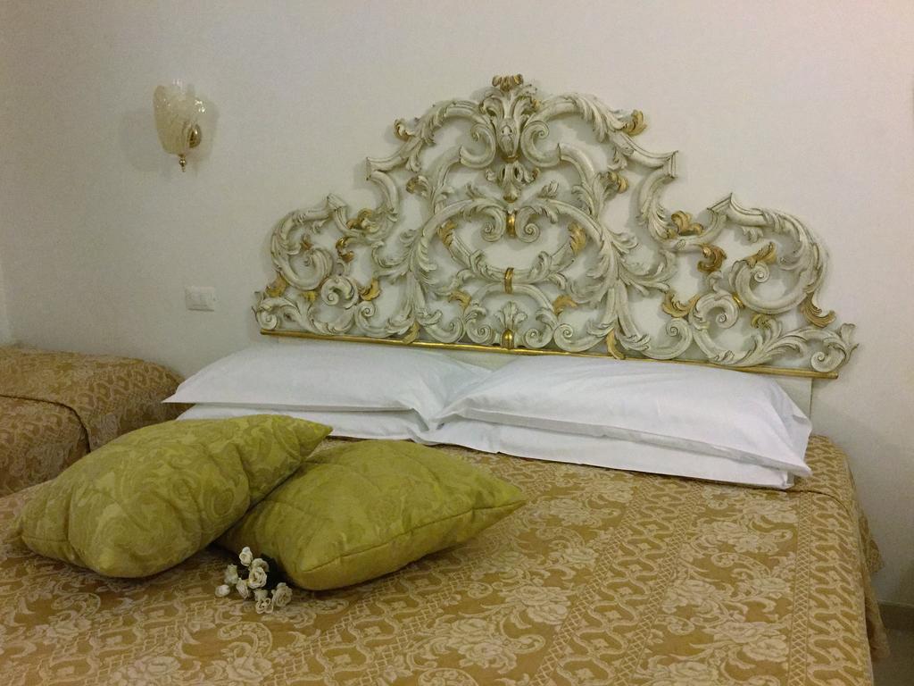 Gasthof Residenza Due Torri Check In Presso Vicolo Cattani 7